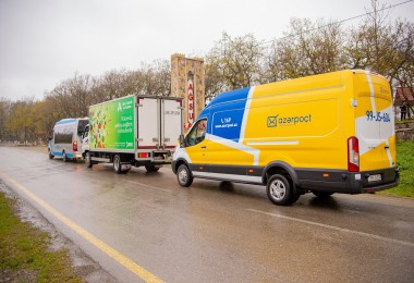 Ağsu rayonunda aztəminatlı ailələrə ərzaq sovqatları paylanılıb