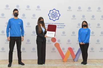 “eSAS” Könüllülük proqramı çərçivəsində həyata keçirilən layihələrdə aktivliyi ilə seçilən könüllülər təltif edilib
