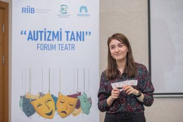 “Autizmi tanı” adlı forum teatr təşkil edilib
