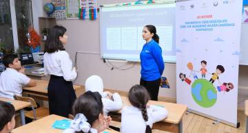 RİİB könüllüləri məktəblilər üçün uşaq hüquqları mövzusunda təlimlər keçib