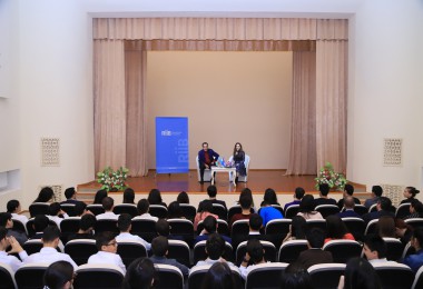 Azərbaycan radio və televiziya işçilərinin peşə bayramı gününə həsr edilmiş görüş keçirilib