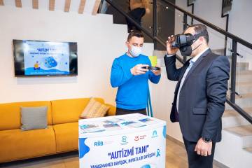 “Autizmi tanı - yanaşmamızı dəyişək, həyatları dəyişsin!” devizi altında sosial aksiya keçirilib