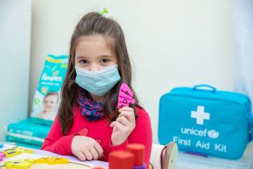 Müharibədən zərər çəkən uşaq və analara tibbi-psixoloji dəstək layihəsi həyata keçirilir