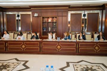 Beynəlxalq Qızlar Günü münasibətilə fəal gənc qızların hökumət və özəl qurumlara tanışlıq səfərləri təşkil edilib