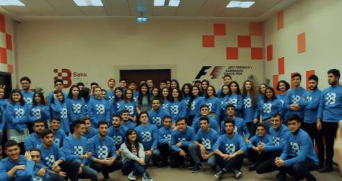 RİİB Könüllülər himni hazırladı